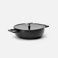 Patelnia do serwowania Mattia 3.0 Standard, ø 26 cm - Patelnia żeliwna emaliowana z pokrywką, błyszcząca czarna