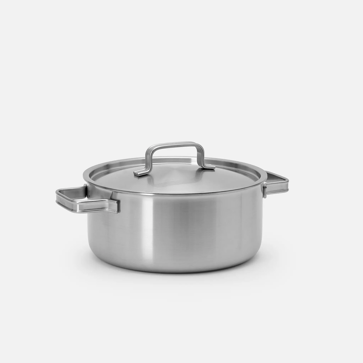 Niski garnek Lucca 4.0 Standard, ø 24 cm (4 l) - Garnek bez nitów z wielowarstwowej stali nierdzewnej z pokrywką