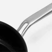 Patelnia wok Lucca 4.0 Pro, ø 30 cm - Nieprzywierająca patelnia bez nitów z wielowarstwowej stali nierdzewnej z powłoką ceramiczną z pokrywką