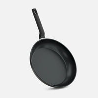 Patelnia Meda 5.0 Economy, ø 30 cm - Patelnia z nieprzywierającą powłoką ceramiczną bez pokrywki, kolor czarny