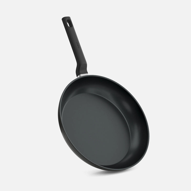 Patelnia Meda 5.0 Economy, ø 30 cm - Patelnia z nieprzywierającą powłoką ceramiczną bez pokrywki, kolor czarny